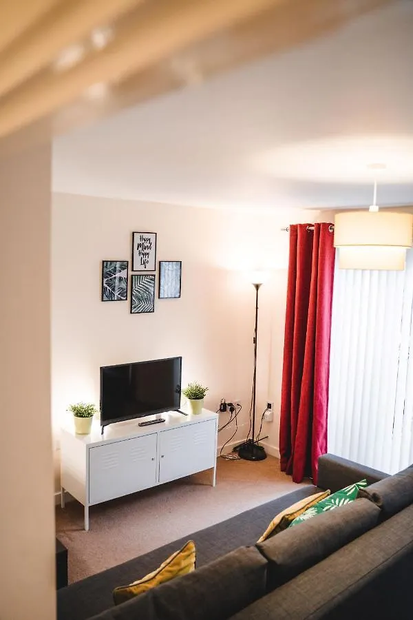 Snapos Apartments - Tudor Close Sheffield