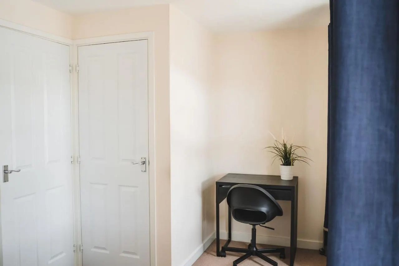 Snapos Apartments - Tudor Close Sheffield 0*,